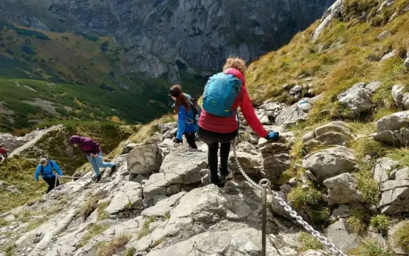 Jakim szlakiem na Giewont? Odkryj najlepsze trasy i trudności