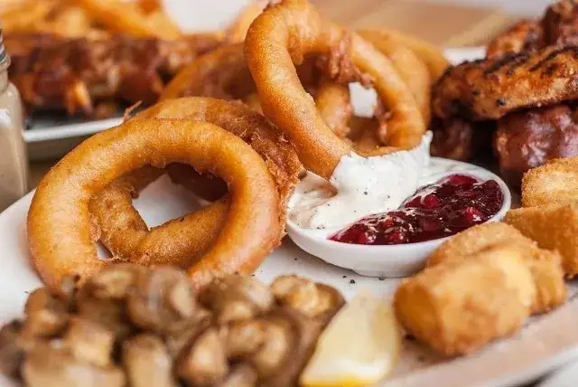 Gdzie zjeść w Inowrocławiu? Odkryj najlepsze restauracje i smaki