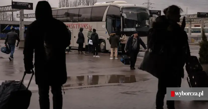 Polski Bus Warszawa: Gdzie się zatrzymuje? Dworzec Zachodni i Młociny