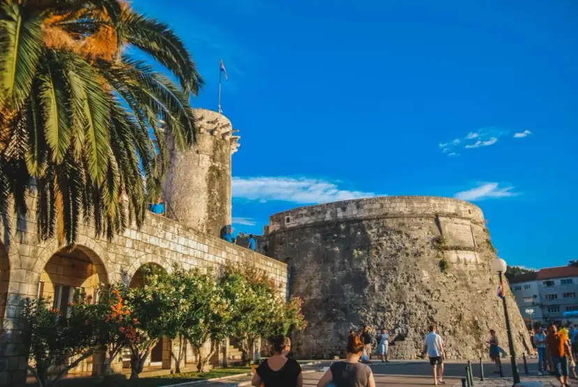 Najlepsze atrakcje na Korčuli, które zaskoczą każdego turystę