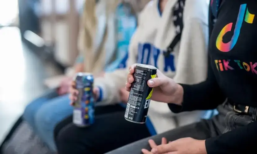 Zakaz sprzedaży napojów energetycznych dzieciom - co musisz wiedzieć?