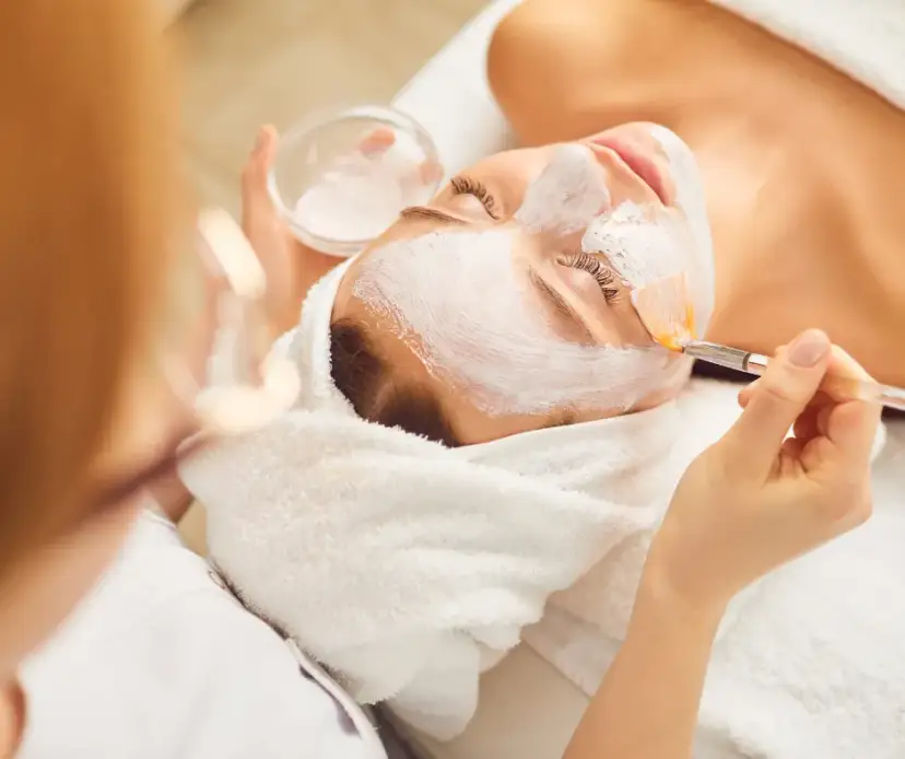 Jogurt na twarz codziennie - odkryj jego niezwykłe korzyści dla skóry