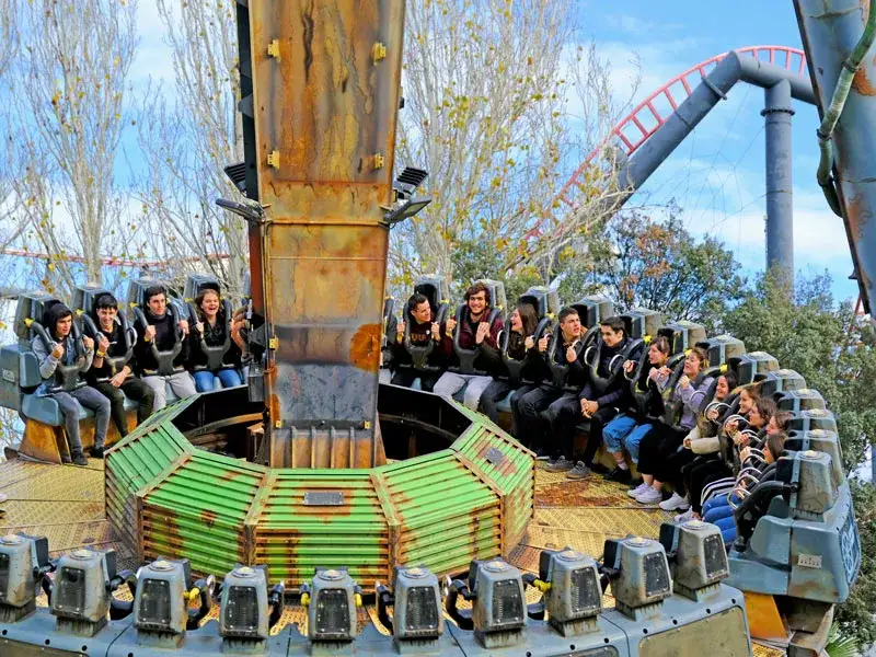 Horarios Parque de Atracciones Madrid 2026: Claves para tu visita