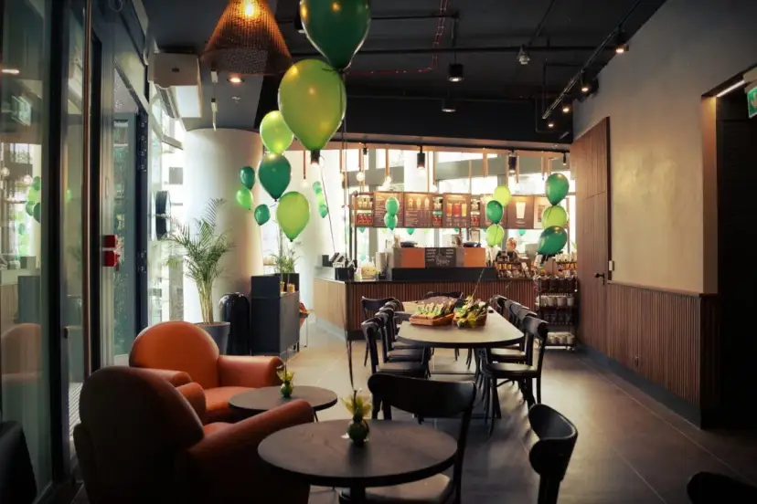 Starbucks Kołobrzeg? Nie ma! Odkryj TOP kawiarnie nad morzem