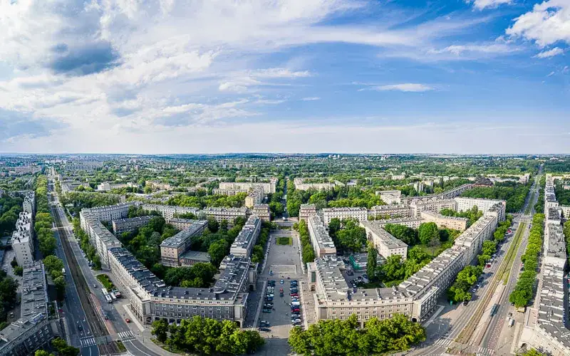 Jak dojechać do Osiedla Teatralne w Krakowie - sprawdź najlepsze opcje