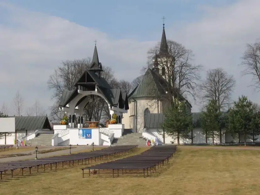 Ludźmierz atrakcje: Odkryj piękno sanktuarium i okolicznych miejsc