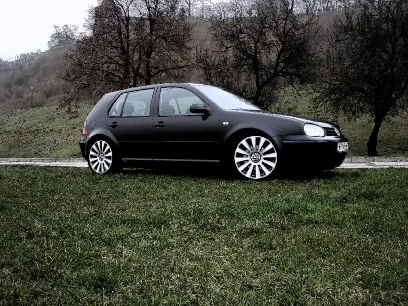 Jakie opony wybrać do Golf 4 z felgami 17 cali, aby uniknąć problemów?