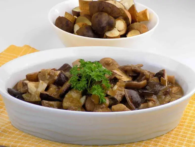 Jak zrobić grzyby leśne na obiad - proste przepisy, które zachwycą