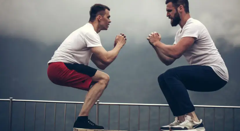 Jak trenować nogi? Wzmocnij i wysmuklij w domu i na siłowni!