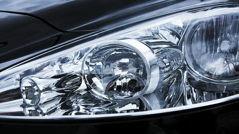 Najlepsze żarówki R5W – porównanie LED i halogen, wybierz mądrze