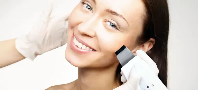 Peeling kawitacyjny na czym polega i jakie ma korzyści dla skóry