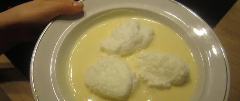 Zupa nic co to? Odkryj jej tajemnice i wyjątkowy smak w polskiej kuchni