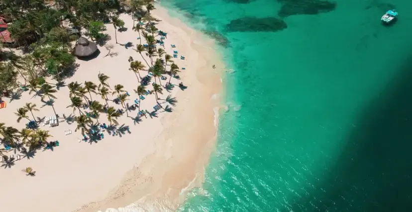 Dominikana: raj na Karaibach? Odkryj sekrety i zaplanuj podróż marzeń!