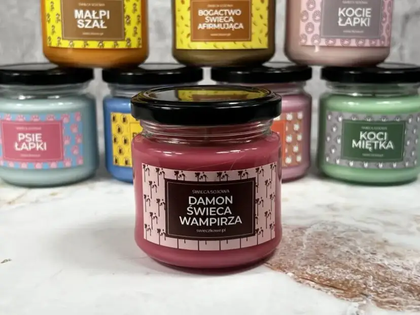 Wybór olejków do świec sojowych: poradnik po zapachach