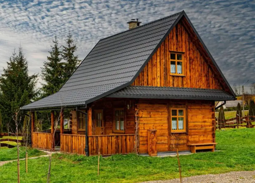 Romantyczny weekend w górach: Odkryj SPA, domki i dzikie Bieszczady