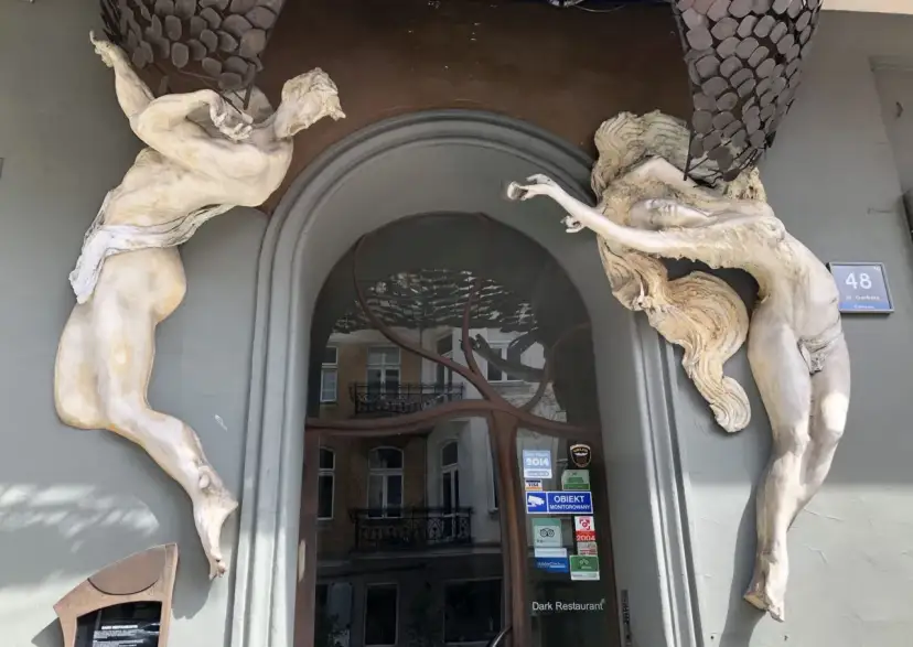 Poznań atrakcja: odkryj niezapomniane miejsca i ukryte skarby