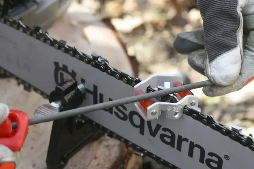 Pod jakim kątem ostrzyć łańcuch pilarki Husqvarna, aby uniknąć uszkodzeń