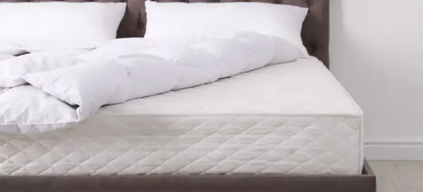 Jaki materac do sypialni wybrać, aby uniknąć bólu pleców?