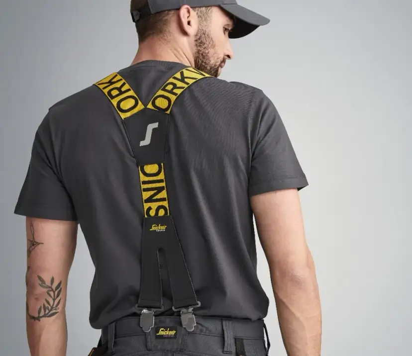 Jak zawiązać szelki w spodniach roboczych, aby uniknąć dyskomfortu