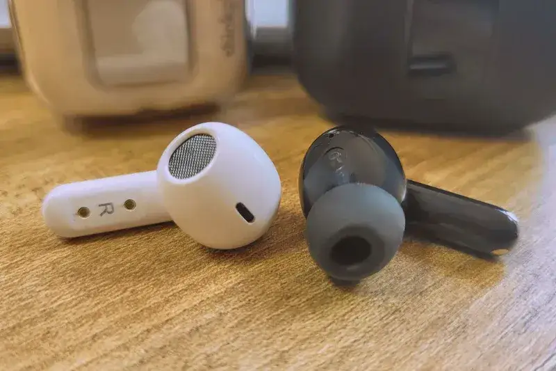 Wybór słuchawek bezprzewodowych: przewodnik po technologiach i modelach