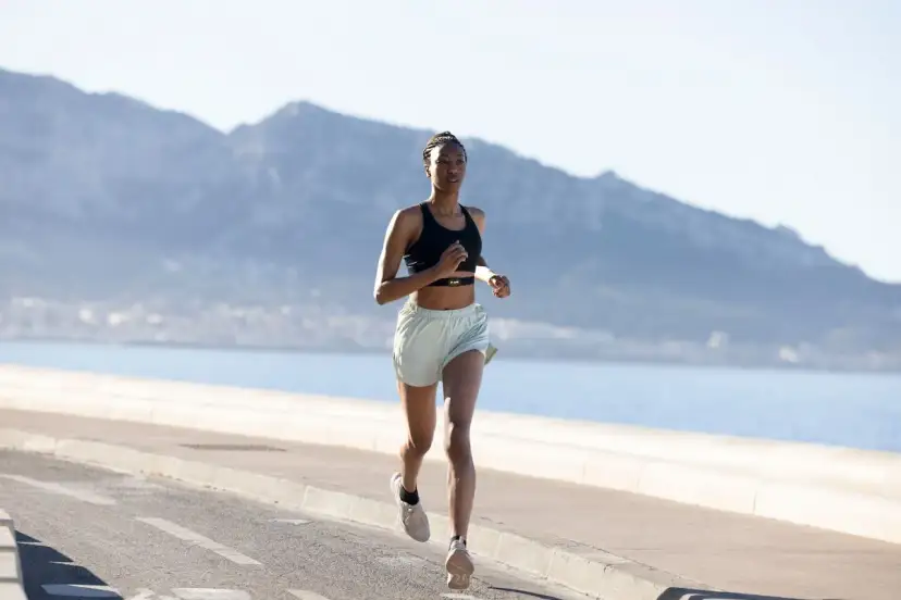 Bieganie wieczorem: Wróg czy sprzymierzeniec snu?