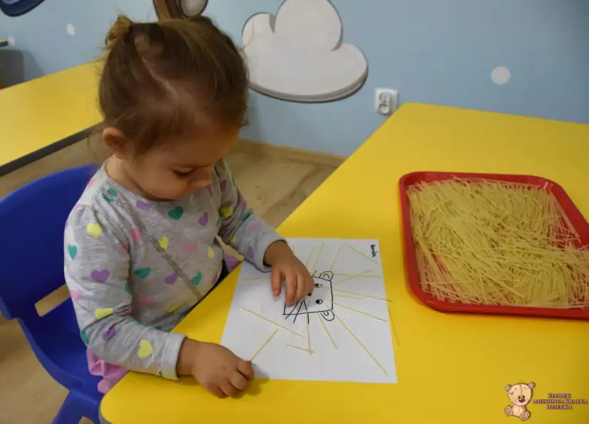 Dzień Spaghetti w żłobku: Pomysły na zabawy i zdrowy przepis dla maluchów