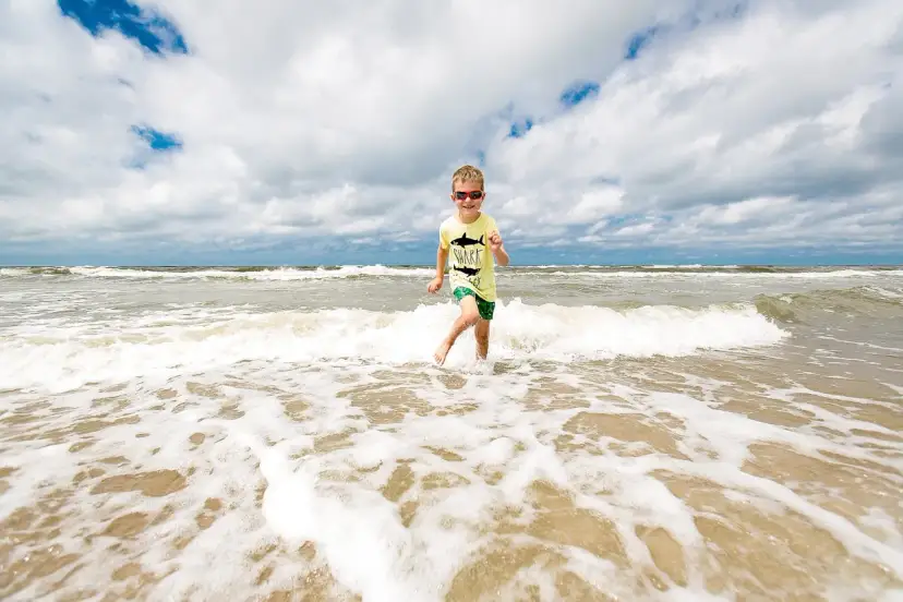 Jak zrobić fajne zdjęcie nad morzem: 7 sprawdzonych trików fotograficznych