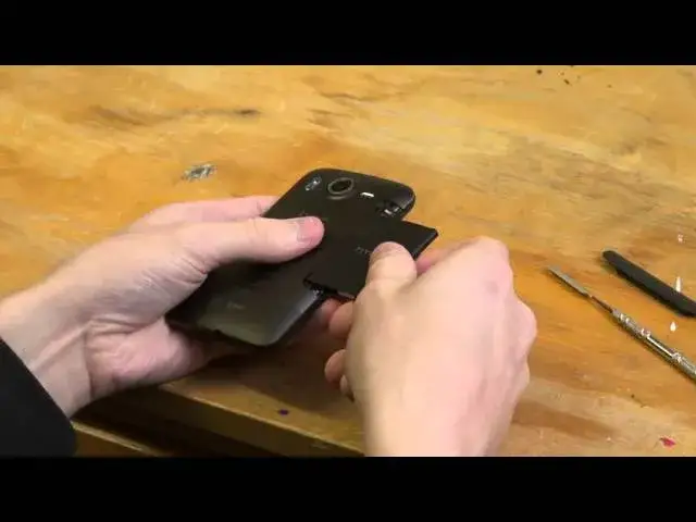 Wymiana baterii HTC 820: Proste kroki, aby uniknąć problemów z akumulatorem