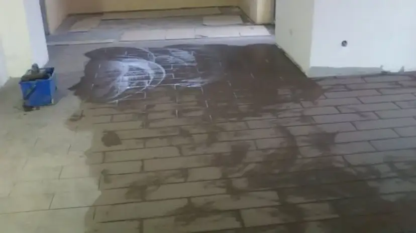 Jak położyć terakotę na terakotę i uniknąć powszechnych błędów