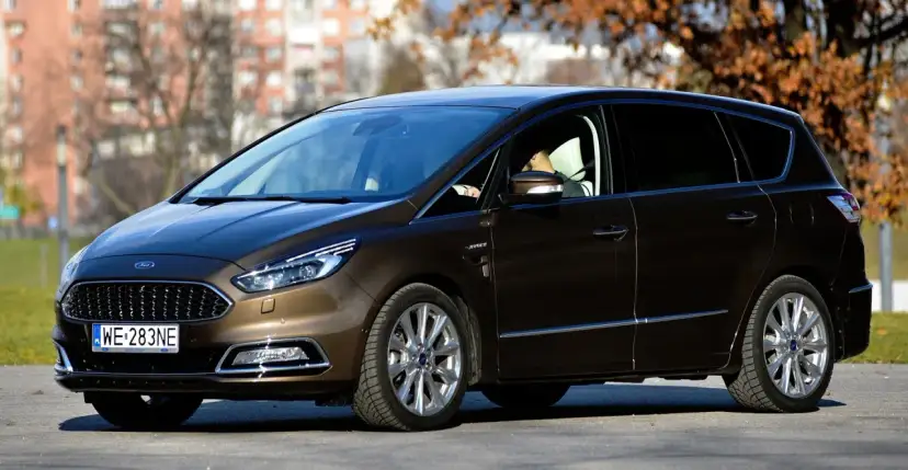 Pojemność baku Ford S-MAX – ile litrów paliwa naprawdę potrzebujesz?