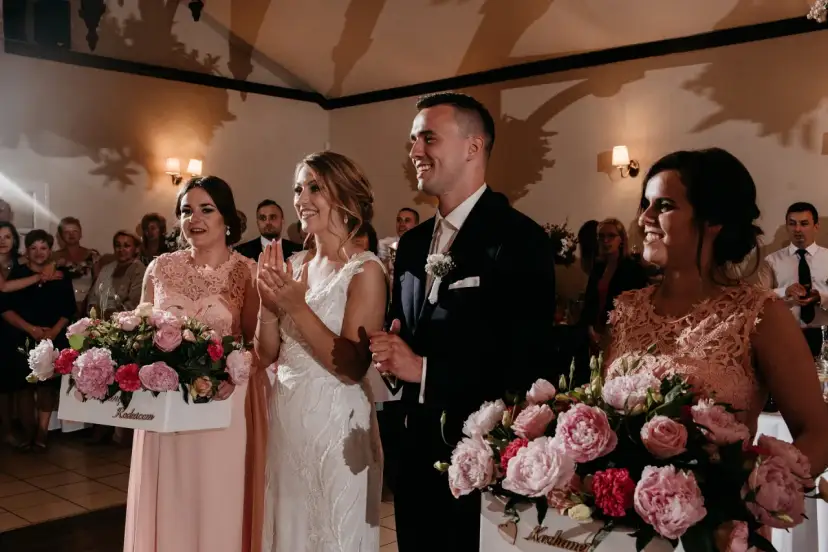 Kiedy podziękowania dla rodziców na ślubie i weselu, aby uniknąć chaosu