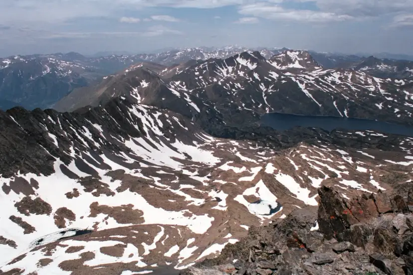 Pireneje: Dzikie góry Europy? Przewodnik dla podróżników