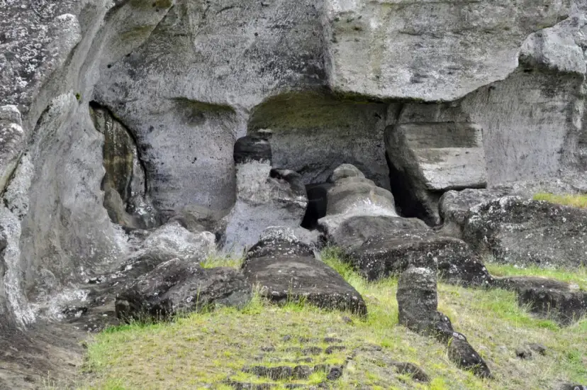 Do jakiego państwa należy wyspa wielkanocna? Odkryj jej historię i przynależność