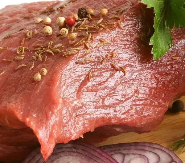 Gdzie kupić wołowinę karmioną trawą i uniknąć niskiej jakości mięsa