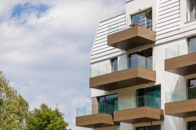 Jak sprzedać działkę deweloperowi i uniknąć najczęstszych błędów