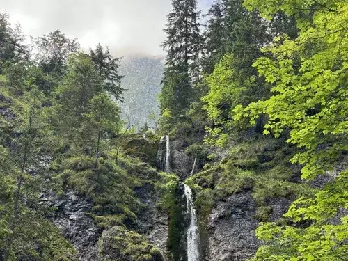 Jakie szlaki z dzieckiem w Zakopanem? Bezpieczne trasy dla rodzin