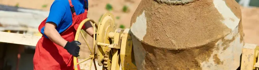 Ile cementu na taczkę? Sprawdź, ile naprawdę potrzebujesz na beton