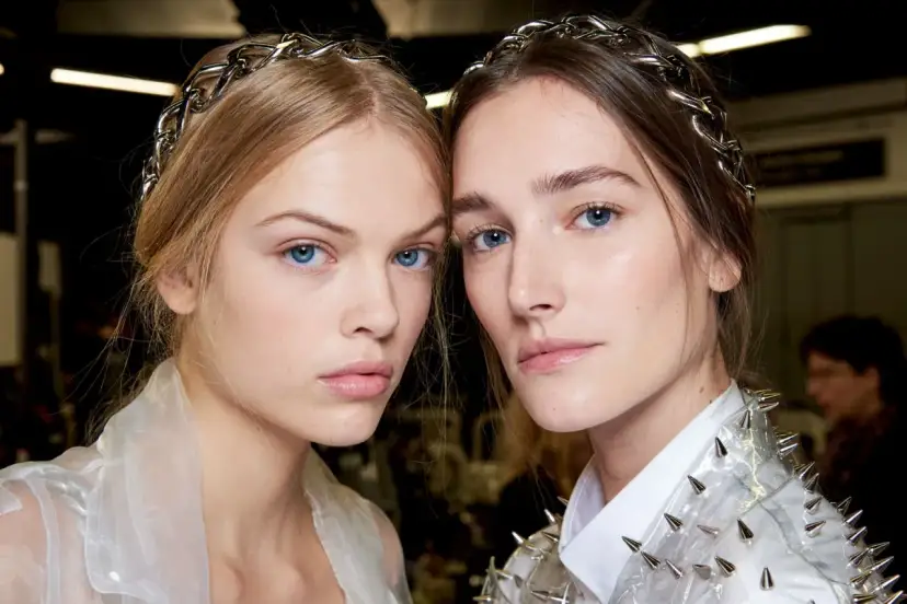 Haus des Geldes Make-up: Ikonische Looks nachschminken Ihr Tutorial