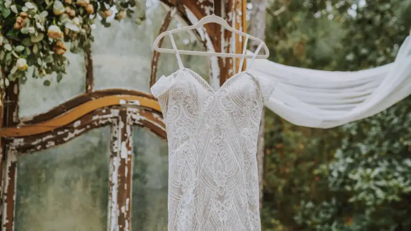 Jak przerobić suknię ślubną na nową, stylową kreację bez wydawania fortuny