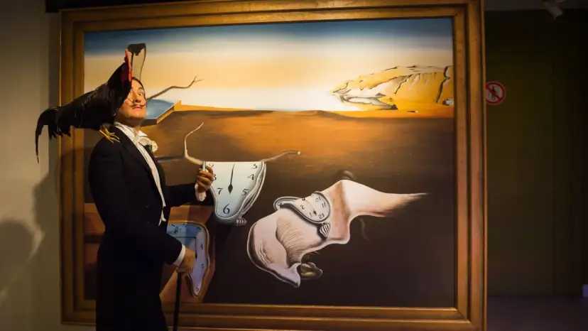 Rzeźby Salvadora Dalí: odkryj ich niesamowite znaczenie i historię