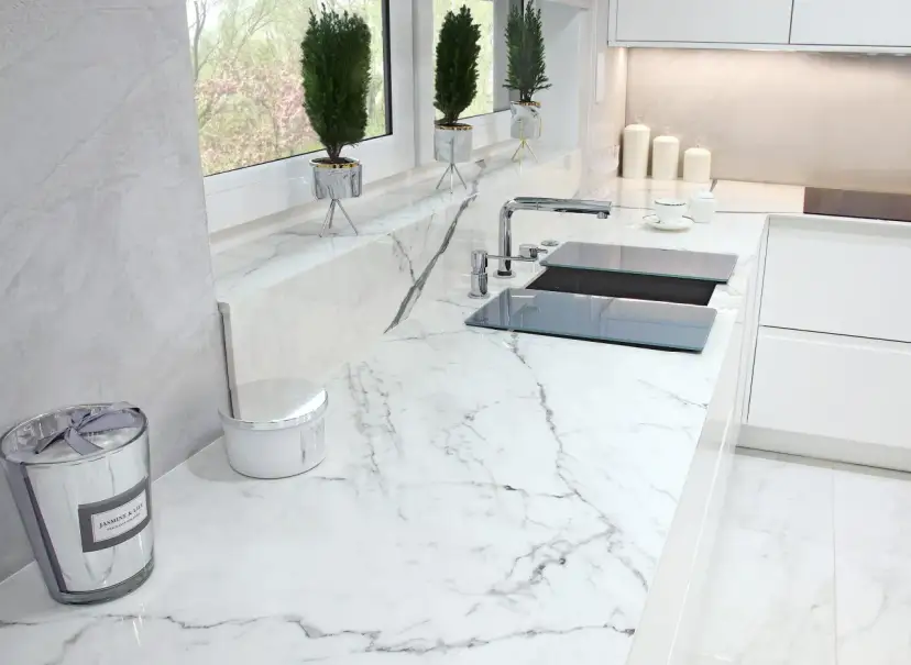 Konglomerat marmurowy parapet – trwałość i elegancja w Twoim wnętrzu