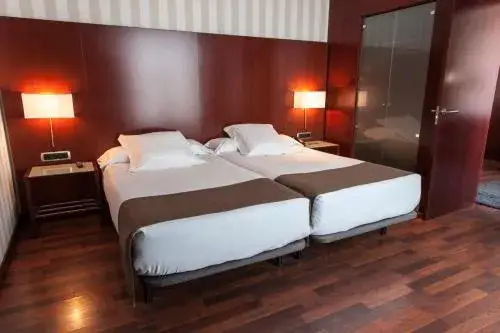 Zenit Valencia: ¿Es el hotel perfecto para tu estancia? Guía experta.