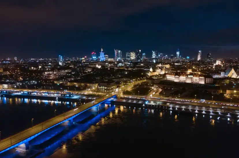 Warszawa: 7.1 TWh prądu rocznie. Co napędza energetykę stolicy?