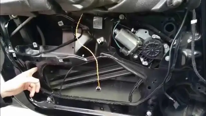 BMW E46: Szyba nie działa? Napraw mechanizm sam! Poradnik + koszty