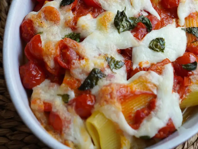 Pasta alla Sorrentina: Ricetta Autentica e Segreti per un Piatto Perfetto