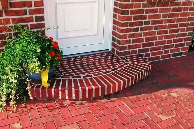 Skuteczne sposoby na mycie schodów klinkierowych i ich pielęgnację