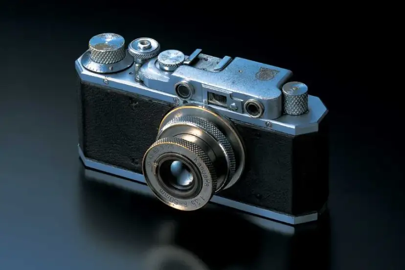 Jaki pierwszy aparat fotograficzny? Odkryj jego fascynującą historię