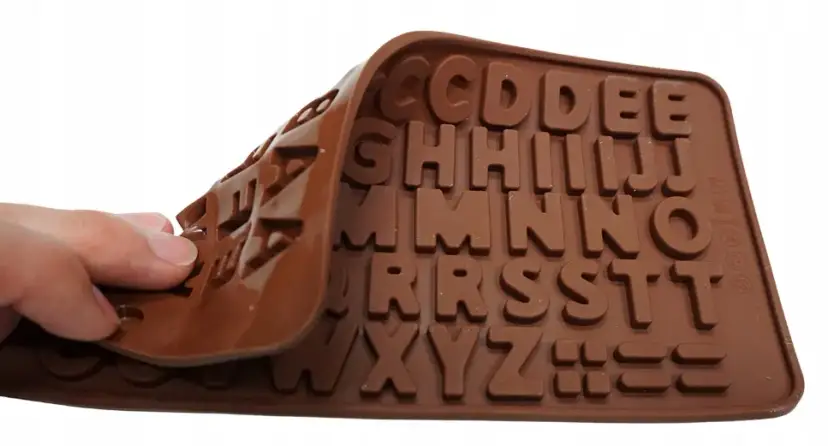 Czekoladowe literki gdzie kupić – najlepsze sklepy i oferty online