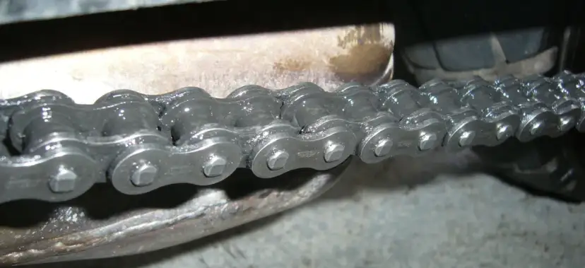 Jak skrócić łańcuch motocyklowy? Bezpiecznie i precyzyjnie.