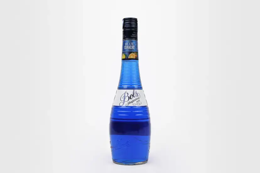 Bols Blue: Przepisy na drinki. Zostań mistrzem domowej miksologii!